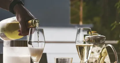 Zó maak je een fles champagne op de juiste manier open
