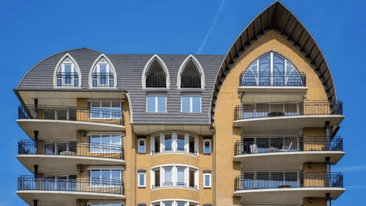 Het huis van Poetins dochter staat te koop voor 3 miljoen euro en zó ziet het er vanbinnen uit!