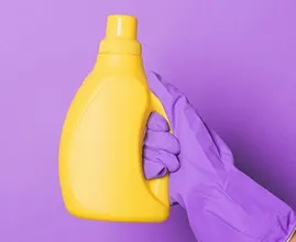 7 nieoczywistych rzeczy, które można wyczyścić proszkiem do prania