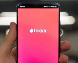 Deze 7 dingen moet je nooit op je datingprofiel zetten 