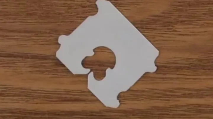 Bread clips: you'll never throw them away again when you find out what you can do with them!