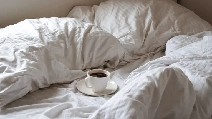 Dít is de reden dat je je bed 's ochtends juist absoluut niet moet opmaken!