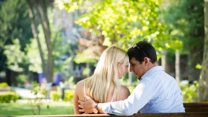 Research shows: couples who talk to each other about THIS topic are happier!