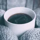 Ecco i tre segni zodiacali che odiano l'inverno