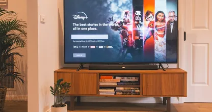 Ook Disney+ wil een stokje steken voor het delen van accounts