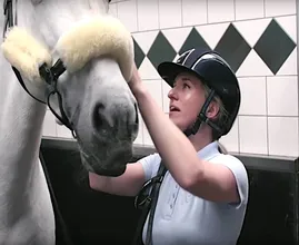Kijkers vol lof over eerste uitzending Opgezadeld met Britt