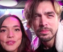 Bibi Breijman deelt prachtige foto van beginnend babybuikje