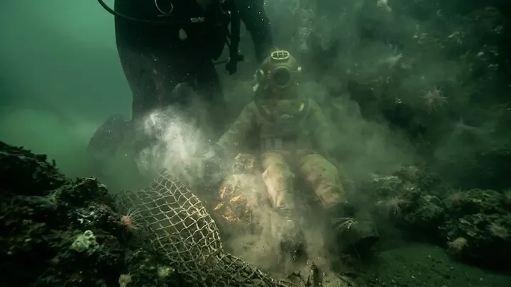 A Fisherman Discovered Sunken Gold At Sea — But A Heart Breaking Mistake Costs Him $4 Million
