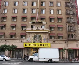 Omicidio, corpi e attività paranormali: Benvenuti all'Hotel Cecil