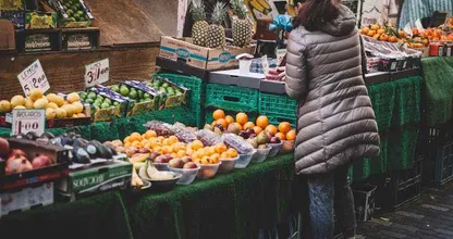 7 handy tricks smart shoppers keep in mind while grocery shopping!