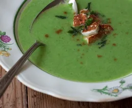 Wie wäre es mit einer etwas anderen Erbsensuppe?