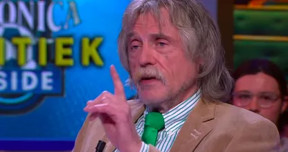 Johan Derksen in het ziekenhuis na val van trap