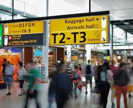 Kabinet stelt nieuwe coronamaatregel in voor vakantiegangers die terugkeren uit geel land