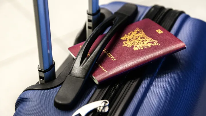Dieses Reisepassfoto geht viral im Internet rund weil es so schlecht ist, das es schon wieder lustig ist