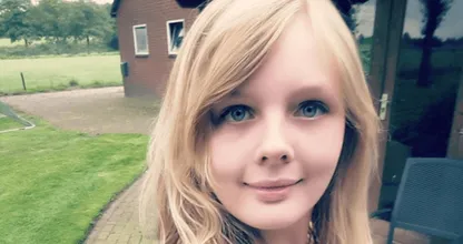 Goed nieuws voor de eenzame Larissa; de telefoon staat roodgloeiend! "Ik hoop op een klik"