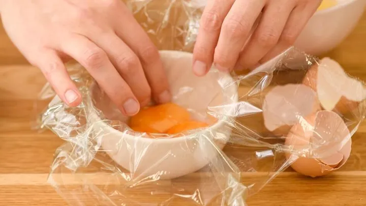 Why You Can't Get Cling Wrap Off The Roll Neatly And What To Do About It