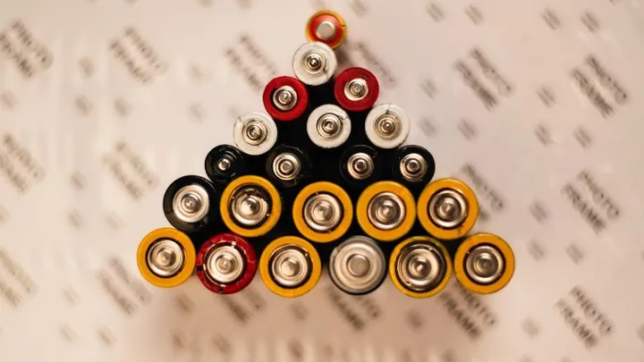 Test: zó kom je erachter of een batterij leeg is