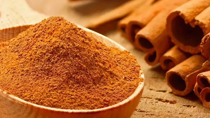 Dale sabor a tu cabello: Por qué la canela debería ser tu nuevo producto capilar imprescindible