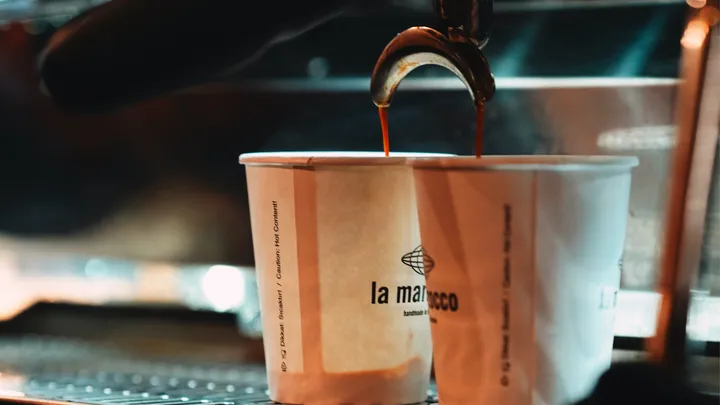 Aha: om deze reden moet je vaker plassen na het drinken van koffie