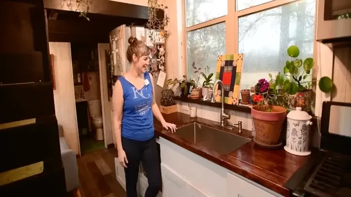 This Young Woman’s Tiny House Is a Masterpiece – The Inside Will Leave You Speechless!