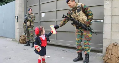 Deze soldaat vraagt iets heel simpels in een emotionele oproep. Wij gaan het zeker doen!