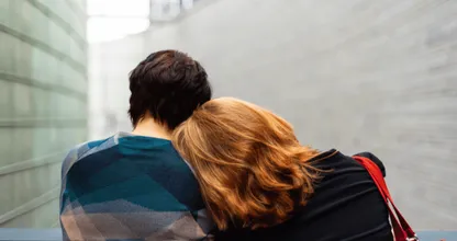 Affrontare il lutto: come aiutare i tuoi cari in lutto
