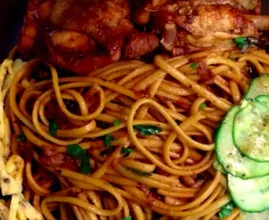 Rezept: leicht schärfliches Surinamisches Bami mit Hühnchen.