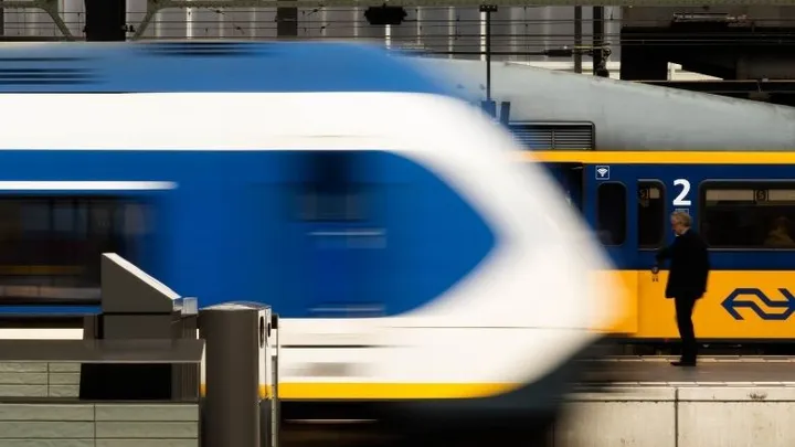 NS kondigt opnieuw minder treinen aan wegens personeelstekort