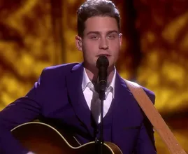 Douwe Bob nog steeds kapot van verdriet na relatiebreuk