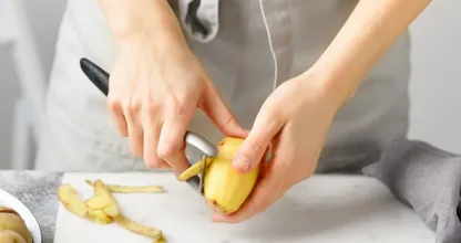 Aha! Zó maak je schillen en pellen een stuk makkelijker