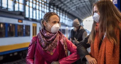 Nog meer versoepelingen: mondkapje in OV, toegangstest en inreistest niet meer verplicht