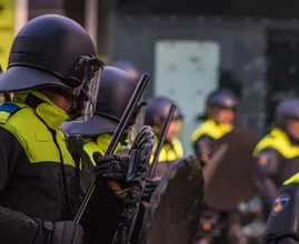 Feest en rellen na WK-winst Marokko