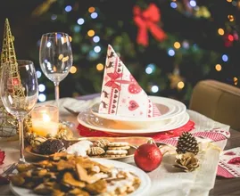 Advies van OMT: 'Vier kerst en oud en nieuw met maximaal zes personen'