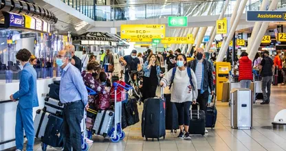 Reizigers Schiphol vanaf vandaag pas 4 uur van tevoren welkom in vertrekhal