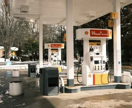 Vakbonden doen oproep: laat personeel thuiswerken om hoge benzineprijs