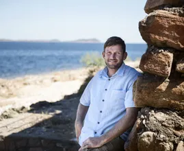 Hoera! Beschuit met muisjes voor boer Marc en zijn vriendin Merel