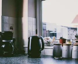 De enige manier waarop je je waterkoker hoeft schoon te maken