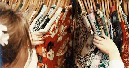 Dit is wat er gebeurt met de kleding die we retourneren