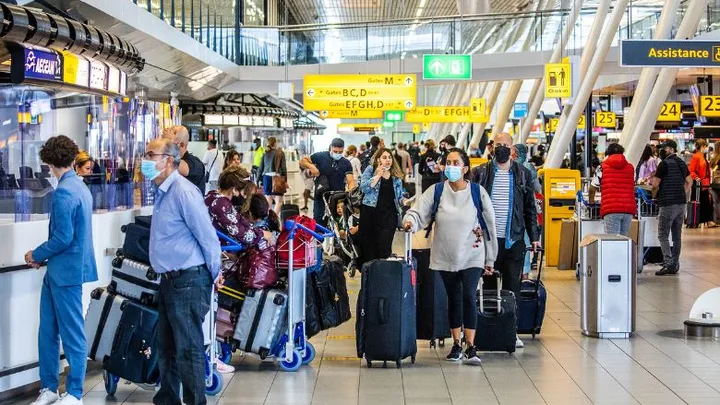 Reizigers Schiphol vanaf vandaag pas 4 uur van tevoren welkom in vertrekhal