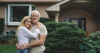Elle demande le divorce après avoir découvert quelque chose sur une photo de famille