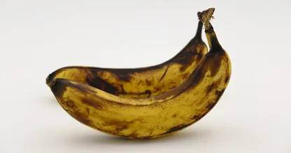 Este simple truco evitará que los plátanos se pongan marrones. ¡Es tan útil!