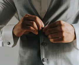 This is why men's and women's shirts button up on different sides