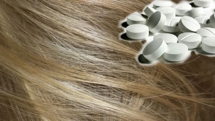 Voici pourquoi vous devriez essayer de laver vos cheveux avec du paracétamol
