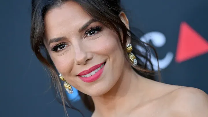 Wow! This is actress Eva Longoria's husband.