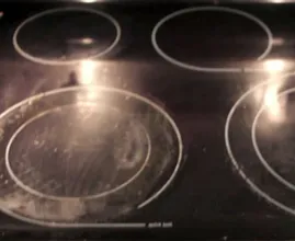 Got burn stains on your electric stove? This is how you remove them