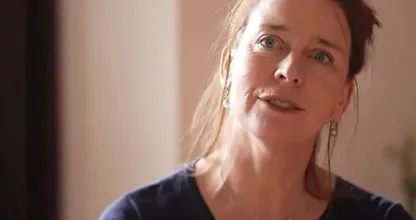 Haar grote liefde verloor ze, maar inmiddels is Winter Vol Liefdes Adrienne klaar voor nieuwe liefde