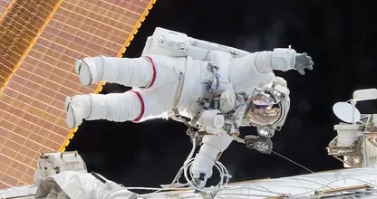 Op déze manier ‘douchen’ astronauten in de ruimte