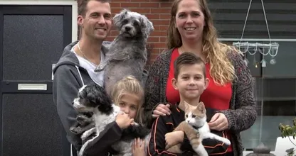 Veel lof voor gezinnen in nieuwe aflevering Steenrijk, Straatarm