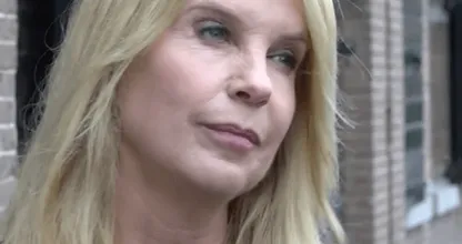 Linda de Mol is niet te spreken over het gedrag van haar mede BN'ers...'Ze zouden best wat meer kunnen doen"