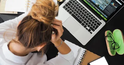 10 signals that indicate that you have too much stress